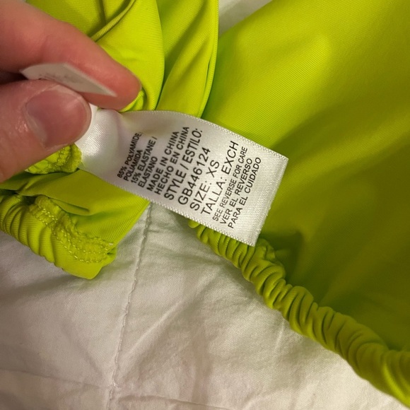 NWT Gianni Bini Lime Green Triangle Bikini Top XS - Picture 4 of 4
